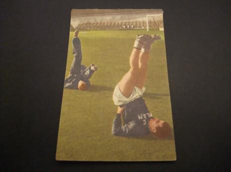 Gunnar Nordahl Zweedse voetballer( voorgrond) + Boniperti Italianse voetballer trainen in het Olympisch Stadion Amsterdam